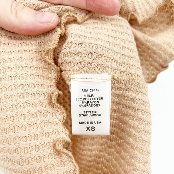 Dippin Daisys Womens Strut Waffle Crochet Short Sleeve Crop‎ Top Baby Tee XS - Picture 5 of 6